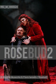 Mar 21 2005 , Opera Theatre of Rome.MARIA STUARDA composed by Gaetano Donizetti.director and costume designer: Francesco Esposito.conductor: Riccardo Frizza.Scene: Italo Grassi.In the picture: Roberto: Dario Schmunck, Elisabetta: Marianna Pentcheva.  ©Riccardo Musacchio & Flavio Ianniello/Rosebud2