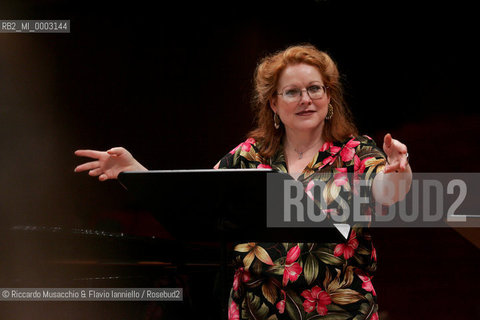 Roma, Auditorium Parco della Musica 23 05 2007.Leonard Bernstein Wonderful Town (prove).Orchestra dellAccademia Nazionale di Santa Cecilia  .Wayne Marshall direttore.Kim Criswell Ruth Sherwood.Ph Riccardo Musacchio  ©Riccardo Musacchio & Flavio Ianniello/Rosebud2