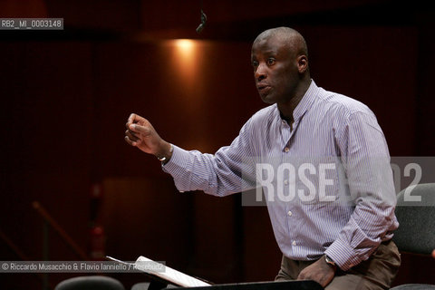 Roma, Auditorium Parco della Musica 23 05 2007.Leonard Bernstein Wonderful Town (prove).Orchestra dellAccademia Nazionale di Santa Cecilia  .Wayne Marshall direttore.Kim Criswell Ruth Sherwood.Ph Riccardo Musacchio  ©Riccardo Musacchio & Flavio Ianniello/Rosebud2