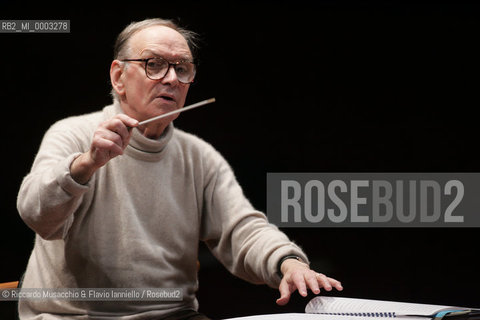 Feb 24 2006 Rome, Auditorium.National Santa Cecilia Orchestra and Choir.Conductor Ennio Morricone.  ©Riccardo Musacchio & Flavio Ianniello/Rosebud2