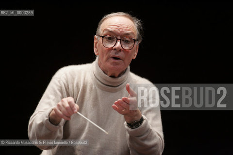 Feb 24 2006 Rome, Auditorium.National Santa Cecilia Orchestra and Choir.Conductor Ennio Morricone.  ©Riccardo Musacchio & Flavio Ianniello/Rosebud2