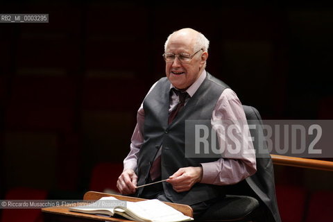 Roma, Auditorium Parco della Musica 11 / 02 / 2005:.Orchestra dellAccademia Nazionale di Santa Cecilia diretta da Mstislav Rostropovich in prova. .Ph Riccardo Musacchio..Italy Rome Auditorium Parco della Musica 11 / 02 / 2005.The Santa Cecilias National Accademy Orchestra, conductor Mstislav Rostropovich during the rehearsals.Ph Riccardo Musacchio  ©Riccardo Musacchio & Flavio Ianniello/Rosebud2