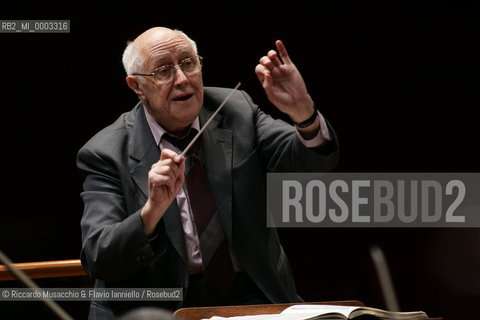 Roma, Auditorium Parco della Musica 11 / 02 / 2005:.Orchestra dellAccademia Nazionale di Santa Cecilia diretta da Mstislav Rostropovich in prova. .Ph Riccardo Musacchio..Italy Rome Auditorium Parco della Musica 11 / 02 / 2005.The Santa Cecilias National Accademy Orchestra, conductor Mstislav Rostropovich during the rehearsals.Ph Riccardo Musacchio  ©Riccardo Musacchio & Flavio Ianniello/Rosebud2