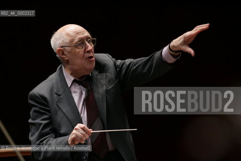 Roma, Auditorium Parco della Musica 11 / 02 / 2005:.Orchestra dellAccademia Nazionale di Santa Cecilia diretta da Mstislav Rostropovich in prova. .Ph Riccardo Musacchio..Italy Rome Auditorium Parco della Musica 11 / 02 / 2005.The Santa Cecilias National Accademy Orchestra, conductor Mstislav Rostropovich during the rehearsals.Ph Riccardo Musacchio  ©Riccardo Musacchio & Flavio Ianniello/Rosebud2