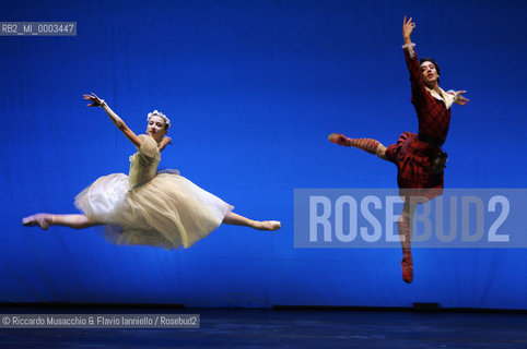 Roma, 10 02 2007.Roberto Bolle Gala for Unicef..Nella foto: La Sylphide.Interpreti: Myriam Ould-Braham e Emmanuel Thibault..  ©Riccardo Musacchio & Flavio Ianniello/Rosebud2