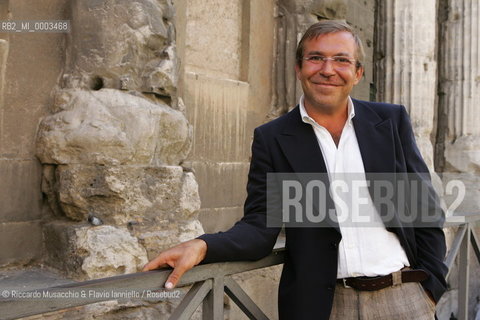 Rome, Sep 06 2006 Tempio di Adriano.portrait of Pietro Maccarinelli, director of the event Il cincema va di moda a retrospective of deress and costumes of the cinema during the international festival of movie in Rome.  ©Riccardo Musacchio & Flavio Ianniello/Rosebud2