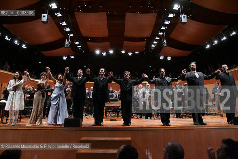 Roma, Auditorium Parco della Musica 13 05 2006.DON GIOVANNI .Orchestra e Coro dellAccademia Nazionale di Santa Cecilia  .Antonio Pappano direttore .Gerald Finley baritono.Carmela Remigio soprano .Monica Bacelli soprano.Patrizia Biccire soprano .Matthew Polenzani tenore .Ildebrando DArcangelo basso.Mario Luperi basso .Darren Jeffery basso.  ©Riccardo Musacchio & Flavio Ianniello/Rosebud2