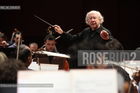 Rome, Auditorium Jan 30 2009.Santa Cecilia Orchestra.Gennadij Rozhdestvensky conductor.Julia Fischer violin..  ©Riccardo Musacchio & Flavio Ianniello/Rosebud2