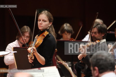 Rome, Auditorium Jan 30 2009.Santa Cecilia Orchestra.Gennadij Rozhdestvensky conductor.Julia Fischer violin..  ©Riccardo Musacchio & Flavio Ianniello/Rosebud2