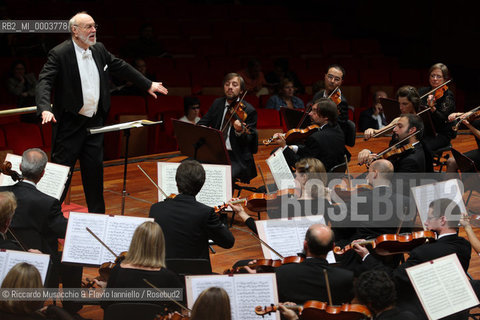 Roma, Auditorium Parco della Musica 02 11 2008.Mendelssohn Elias..Orchestra e Coro dellAccademia Nazionale di Santa Cecilia  .Kurt Masur direttore.Malin Bystrom soprano.Mihoko Fujimura mezzosoprano.Jorma Silvasti tenore.Rene Pape basso..  ©Riccardo Musacchio & Flavio Ianniello/Rosebud2