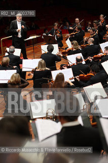 Roma, Auditorium Parco della Musica 02 11 2008.Mendelssohn Elias..Orchestra e Coro dellAccademia Nazionale di Santa Cecilia  .Kurt Masur direttore.Malin Bystrom soprano.Mihoko Fujimura mezzosoprano.Jorma Silvasti tenore.Rene Pape basso..  ©Riccardo Musacchio & Flavio Ianniello/Rosebud2