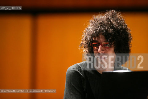 Roma, Auditorium Parco della Musica 30 09 2007.Il Pianista Jazz Giovanni Allevi durante la prova di concerto.   ©Riccardo Musacchio & Flavio Ianniello/Rosebud2