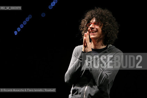 Roma, Auditorium Parco della Musica 30 09 2007.Il Pianista Jazz Giovanni Allevi in concerto..  ©Riccardo Musacchio & Flavio Ianniello/Rosebud2