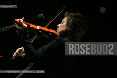 Italy Rome Auditorium 12 05 2005.The Artist Laurie Anderson in  The end of the Moon .Ph Riccardo Musacchio & Flavio Ianniello.  ©Riccardo Musacchio & Flavio Ianniello/Rosebud2