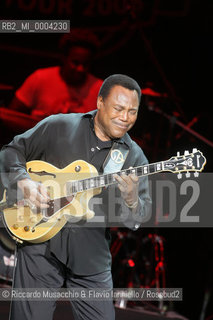 Rome,  Jul 15 2008 Auditorium Music Park.America rock blues singer and guitarist George Benson in concert.   ©Riccardo Musacchio & Flavio Ianniello/Rosebud2