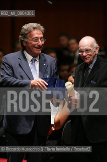 Roma, Auditorium Parco della Musica 14 09 2006.Orquesta Sinfonica Juvenil de Venezuela Simon Bolivar.direttore: Gustavo Dudamel .  ©Riccardo Musacchio & Flavio Ianniello/Rosebud2