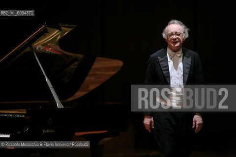 Rome, Auditorium Music Park May 28 2008.Austrian pianist Alfred Brendel at piano in concert..  ©Riccardo Musacchio & Flavio Ianniello/Rosebud2