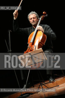 Roma, Auditorium Parco della Musica 13 04 2007.Stagione di Musica da Camera.Mario Brunello violoncello .Andrea Lucchesini pianoforte.Ph Riccardo Musacchio  ©Riccardo Musacchio & Flavio Ianniello/Rosebud2