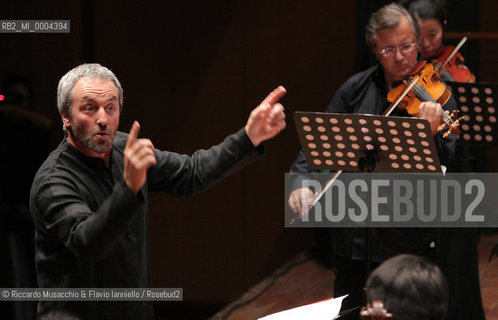 Rome, Auditorium Sep 11 2006.MOZART FESTIVAL:.Orchestra dArchi Italiana.conductor: Mario Brunello.  ©Riccardo Musacchio & Flavio Ianniello/Rosebud2