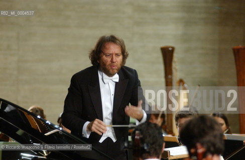 Rome, Oct 08 2001 La Sapiensa University.Milan Symphony Orchestra.Conductor Riccardo Chailly.  ©Riccardo Musacchio & Flavio Ianniello/Rosebud2