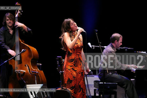 Roma, Auditorium Parco della Musica 22 09 2007.Nella foto: la cantante e songwriter Chiara Civello in concerto..  ©Riccardo Musacchio & Flavio Ianniello/Rosebud2