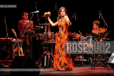 Roma, Auditorium Parco della Musica 22 09 2007.Nella foto: la cantante e songwriter Chiara Civello in concerto..  ©Riccardo Musacchio & Flavio Ianniello/Rosebud2