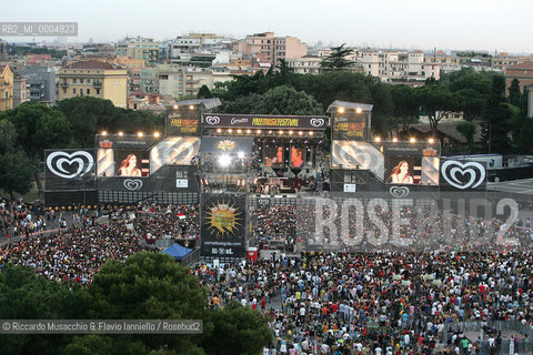 Italy, Rome Jul 02 2005 St.Giovanni square.Cornetto Free Music Festival,.  ©Riccardo Musacchio & Flavio Ianniello/Rosebud2