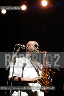 Roma, Auditorium Parco della Musica 07 11 2007.Roma Jazz Festival MetaSax..Manu Dibango soul Makossa Gang..  ©Riccardo Musacchio & Flavio Ianniello/Rosebud2