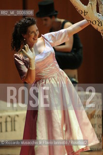 Rome, Auditorium Parco della Musica 16 02 2006.The Rakes Progress an Igor Stravinskij opera.Orchestra and Choir of the Accademia Nazionale di Santa Cecilia, conductor Daniele Gatti, director Lorenzo Mariani, scene and costums Maurizio Balo.in the picture: the soprano Ellie Denh (Ann).  ©Riccardo Musacchio & Flavio Ianniello/Rosebud2