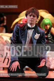 Rome, Auditorium Parco della Musica 16 02 2006.The Rakes Progress an Igor Stravinskij opera.Orchestra and Choir of the Accademia Nazionale di Santa Cecilia, conductor Daniele Gatti, director Lorenzo Mariani, scene and costums Maurizio Balo.in the picture: the tenore Rainer Trost (Tom Rakewell).  ©Riccardo Musacchio & Flavio Ianniello/Rosebud2