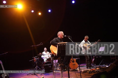 Rome, Auditorium Music Park Nov 23 2011.Bungaro & Michele Ascolese.Acusticanto Tour 2011 .Spegial guestes:.Pilar voice, Paolo Buonvino piano. ©Riccardo Musacchio & Flavio Ianniello/Rosebud2