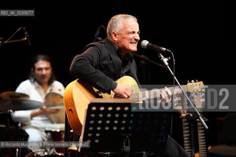 Rome, Auditorium Music Park Nov 23 2011.Bungaro & Michele Ascolese.Acusticanto Tour 2011 .Spegial guestes:.Pilar voice, Paolo Buonvino piano. ©Riccardo Musacchio & Flavio Ianniello/Rosebud2