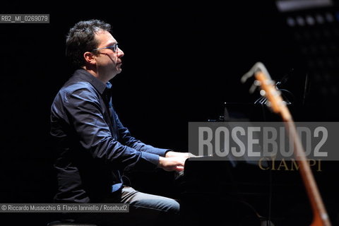 Rome, Auditorium Music Park Nov 23 2011.Bungaro & Michele Ascolese.Acusticanto Tour 2011 .Spegial guestes:.Pilar voice, Paolo Buonvino piano. ©Riccardo Musacchio & Flavio Ianniello/Rosebud2