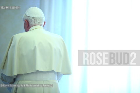 Citta del Vaticano, Biblioteca Privata 14 11 2009.Visita del Primo Ministro della repubblic Ceca Jan Fischer a Sua Santita Papa Benedetto XVI.. ©Riccardo Musacchio & Flavio Ianniello/Rosebud2