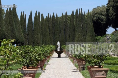 Castel Gandolfo (Roma) Maggio 2005: .Giardini Vaticani, Fattoria e Palazzo Papale..Ph Riccardo Musacchio e Flavio Ianniello.
 ©Riccardo Musacchio & Flavio Ianniello/Rosebud2