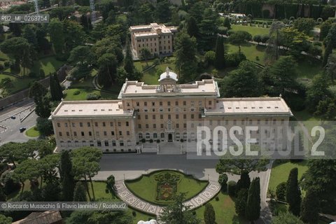 Città del Vaticano,  May 2005.Nella foto: veduta dei giardini da sopra la Basilica. ©Riccardo Musacchio & Flavio Ianniello/Rosebud2