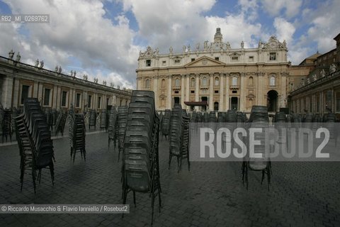 Città del Vaticano,  May 2005.Nella foto: veduta di Piazza San Pietro. ©Riccardo Musacchio & Flavio Ianniello/Rosebud2