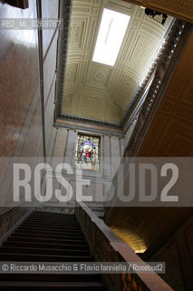 Città del Vaticano,  May 2005.Nella foto: ingresso dal Portone di Bronzo e scalinata che porta agli appartamenti. ©Riccardo Musacchio & Flavio Ianniello/Rosebud2