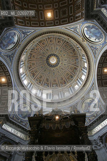 Città del Vaticano,  May 2005.Nella foto: Interni della Basilica di San Pietro. ©Riccardo Musacchio & Flavio Ianniello/Rosebud2