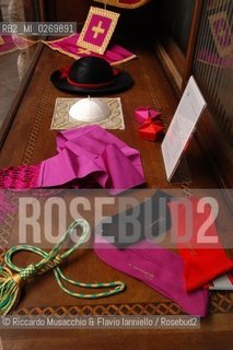 Roma 24-11-2003. Vatican Style, negozi di abbigliamento ed accessori clericali. in foto: la sartoria Gammarelli. ©Riccardo Musacchio & Flavio Ianniello/Rosebud2