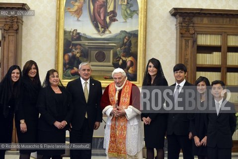 Città del Vaticano, Palazzo Apostolico 16-02-2013.Il Papa Benedetto XVI riceve in udienza il Presidente del Guatemala .S.e.  Otto Fernando Pérez Molina. ©Riccardo Musacchio & Flavio Ianniello/Rosebud2
