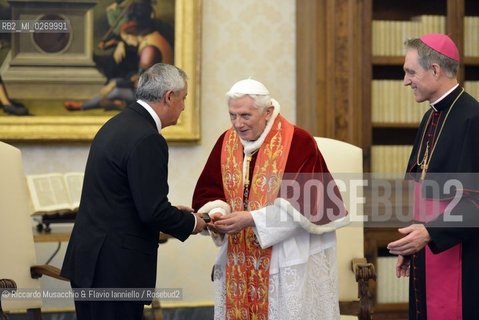 Città del Vaticano, Palazzo Apostolico 16-02-2013.Il Papa Benedetto XVI riceve in udienza il Presidente del Guatemala .S.e.  Otto Fernando Pérez Molina. ©Riccardo Musacchio & Flavio Ianniello/Rosebud2