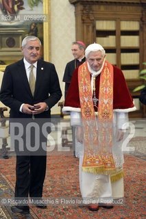 Città del Vaticano, Palazzo Apostolico 16-02-2013.Il Papa Benedetto XVI riceve in udienza il Presidente del Guatemala .S.e.  Otto Fernando Pérez Molina. ©Riccardo Musacchio & Flavio Ianniello/Rosebud2