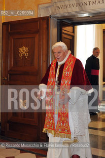 Città del Vaticano, Palazzo Apostolico 16-02-2013.Il Papa Benedetto XVI riceve in udienza il Presidente del Guatemala .S.e.  Otto Fernando Pérez Molina. ©Riccardo Musacchio & Flavio Ianniello/Rosebud2