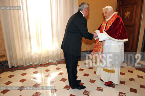 Città del Vaticano, Palazzo Apostolico 16-02-2013.Il Papa Benedetto XVI riceve in udienza il Presidente del Guatemala .S.e.  Otto Fernando Pérez Molina. ©Riccardo Musacchio & Flavio Ianniello/Rosebud2