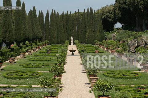 Castel Gandolfo, Rome May 20 2005 garden of Pontifical Villas of Castel Gandolfo the summer residence of the Pope.  ©Riccardo Musacchio & Flavio Ianniello/Rosebud2