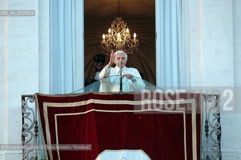 Castel Gandolfo (Rome) February 28 2013. Pope Benedict XVI during his last farewell to residents and faithful from the balcony of the the Papal summer residence. From today on, the resigning Joseph Ratzinger is going to be called Pope Emeritus as he will retire to private life
 ©Riccardo Musacchio & Flavio Ianniello/Rosebud2