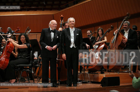 Roma, Auditorium Parco della Musica 28 04 2007.Omaggio ad Armando Trovajoli.Orchestra e Coro dellAccademia Nazionale di Santa Cecilia.Franco Petracchi direttore.Armando Trovajoli pianoforte.Massimo Quarta violino.Ph Riccardo Musacchio
 ©Riccardo Musacchio & Flavio Ianniello/Rosebud2