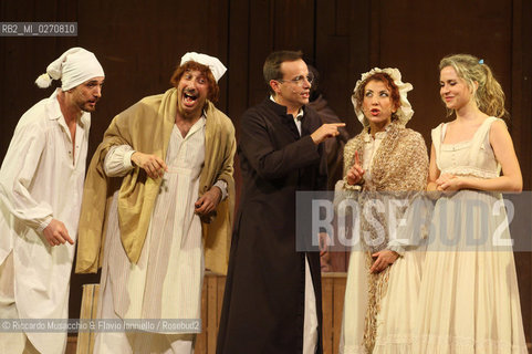 Fabriano, AN 21 11 2009 .Aggiungi Un Posto a Tavola il Musical.di Garinei e Giovannini con la collaborazione.di Jaja Fiastri.Musiche di Armando Trovajoli.Coreografie di Gino Landi.Messa in Scena di Johnny Dorelli.con Gianluca Guidi, Enzo Garinei e Marisa Laurito.e con Marco Simeoli e Valentina Cenni.. ©Riccardo Musacchio & Flavio Ianniello/Rosebud2