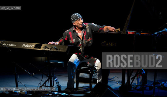 Rome, Auditorium Music Park Mar 02 2013.Antonello Salis: accordion, piano.Paolo Angeli sardinian guitar. ©Riccardo Musacchio & Flavio Ianniello/Rosebud2